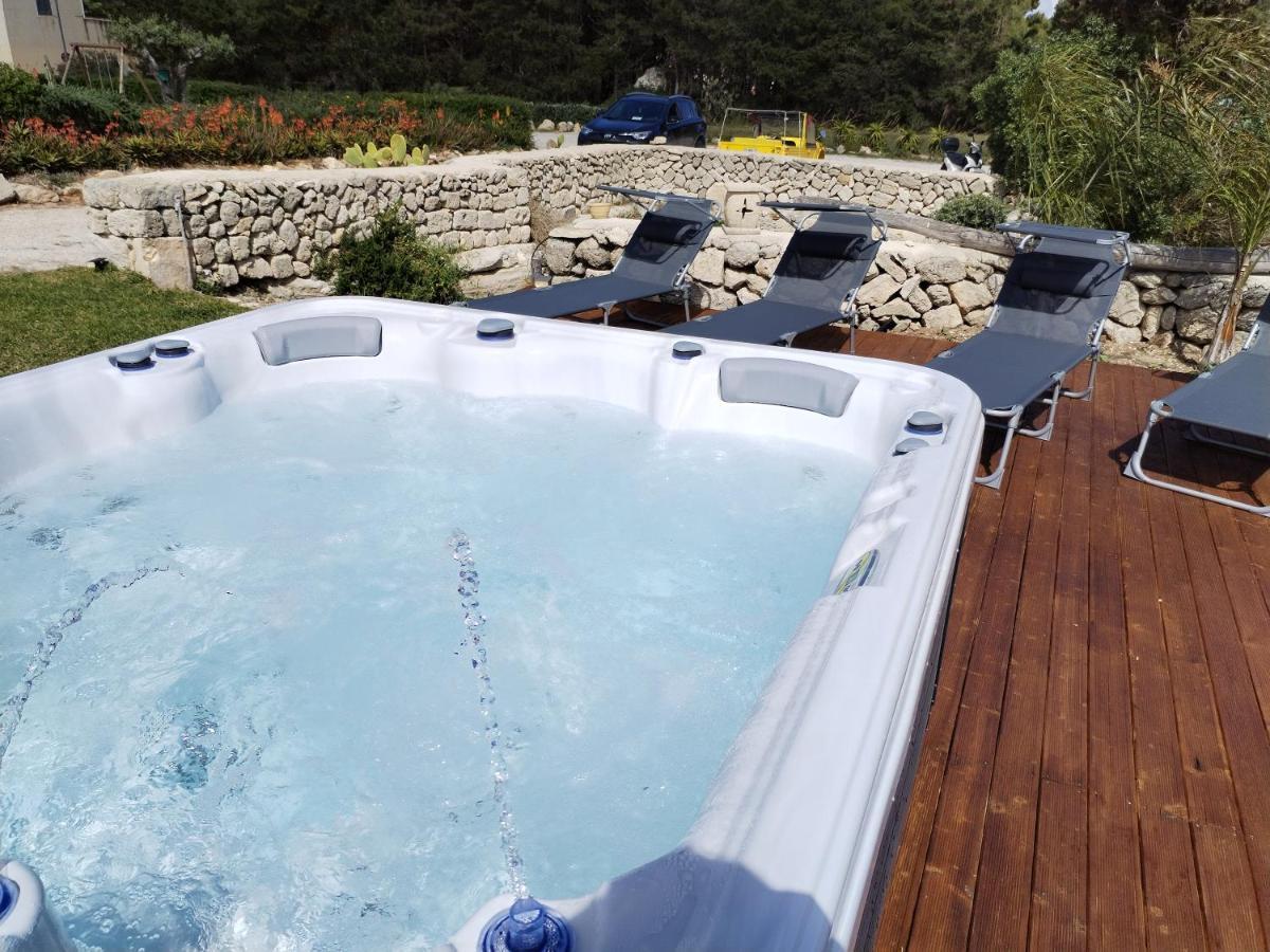 Casa Vacanze Senia Del Rais Favignana Ngoại thất bức ảnh