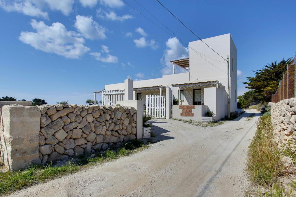 Casa Vacanze Senia Del Rais Favignana Ngoại thất bức ảnh